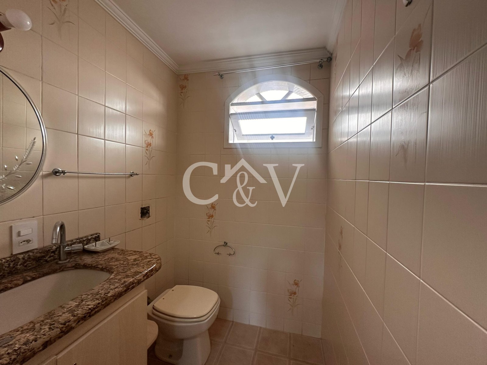 WhatsApp-Image-2025-03-25-at-18.29.04-1