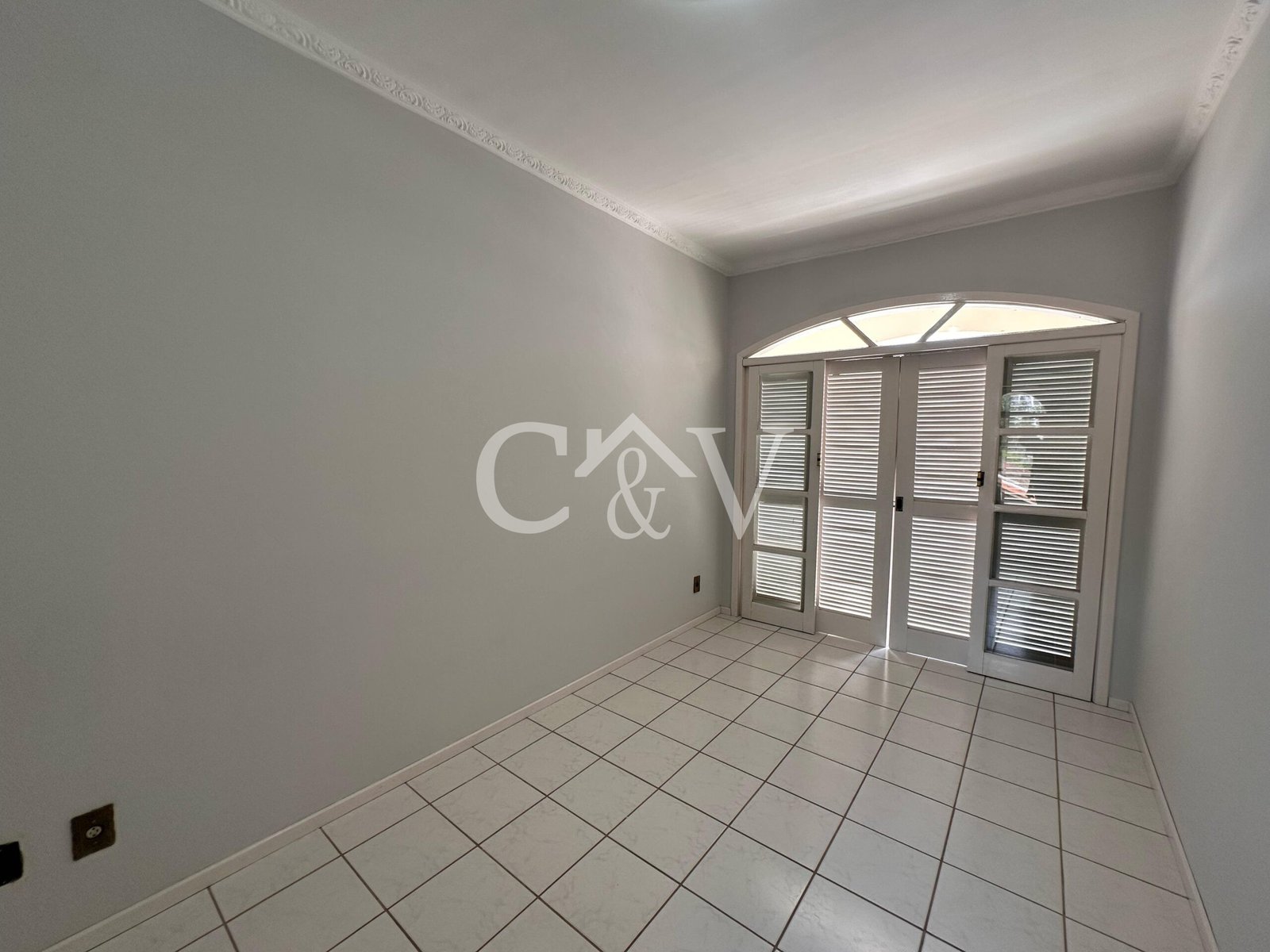 WhatsApp-Image-2025-03-25-at-18.29.09-1