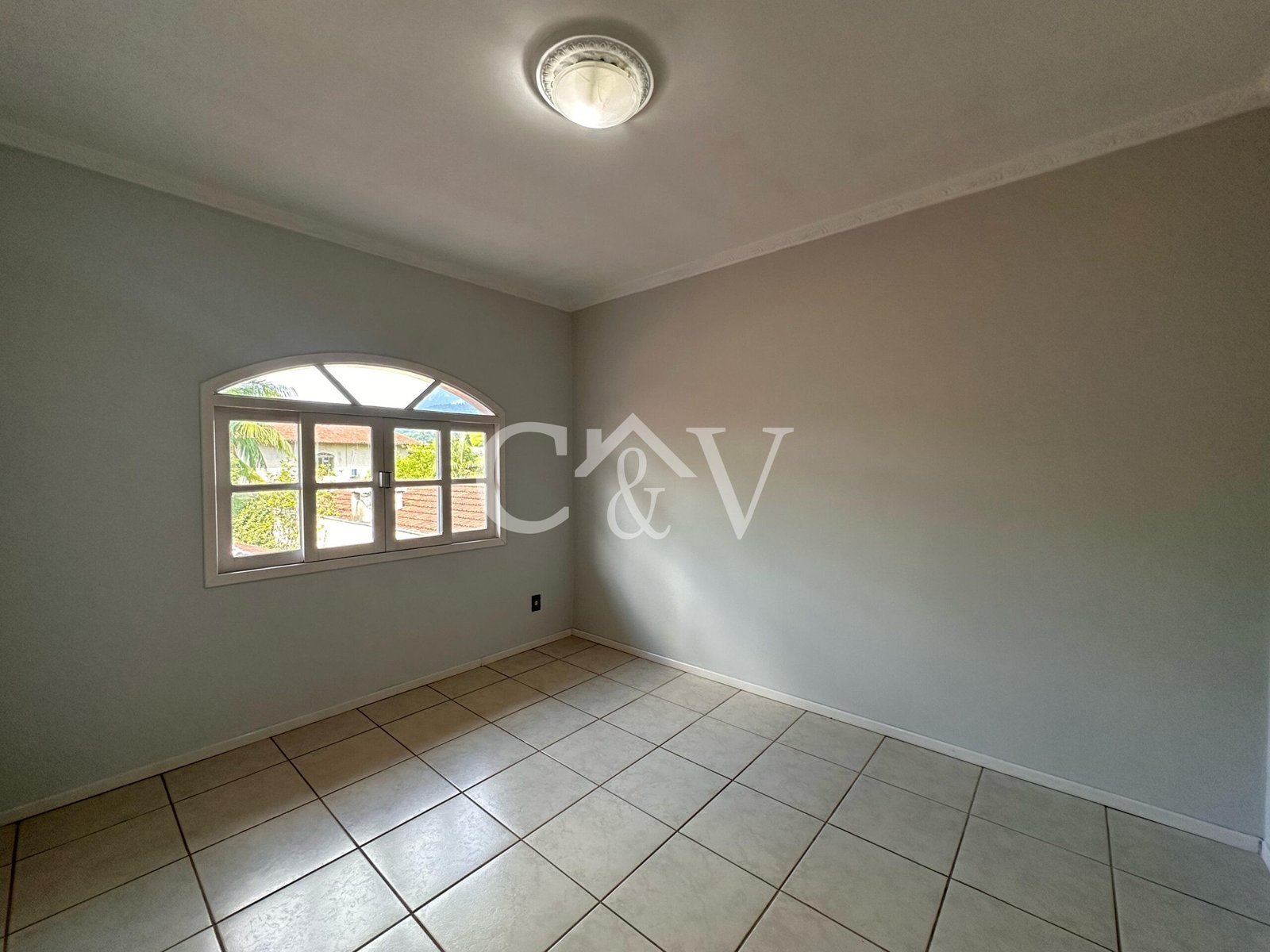 WhatsApp-Image-2025-03-25-at-18.31.01-1-1